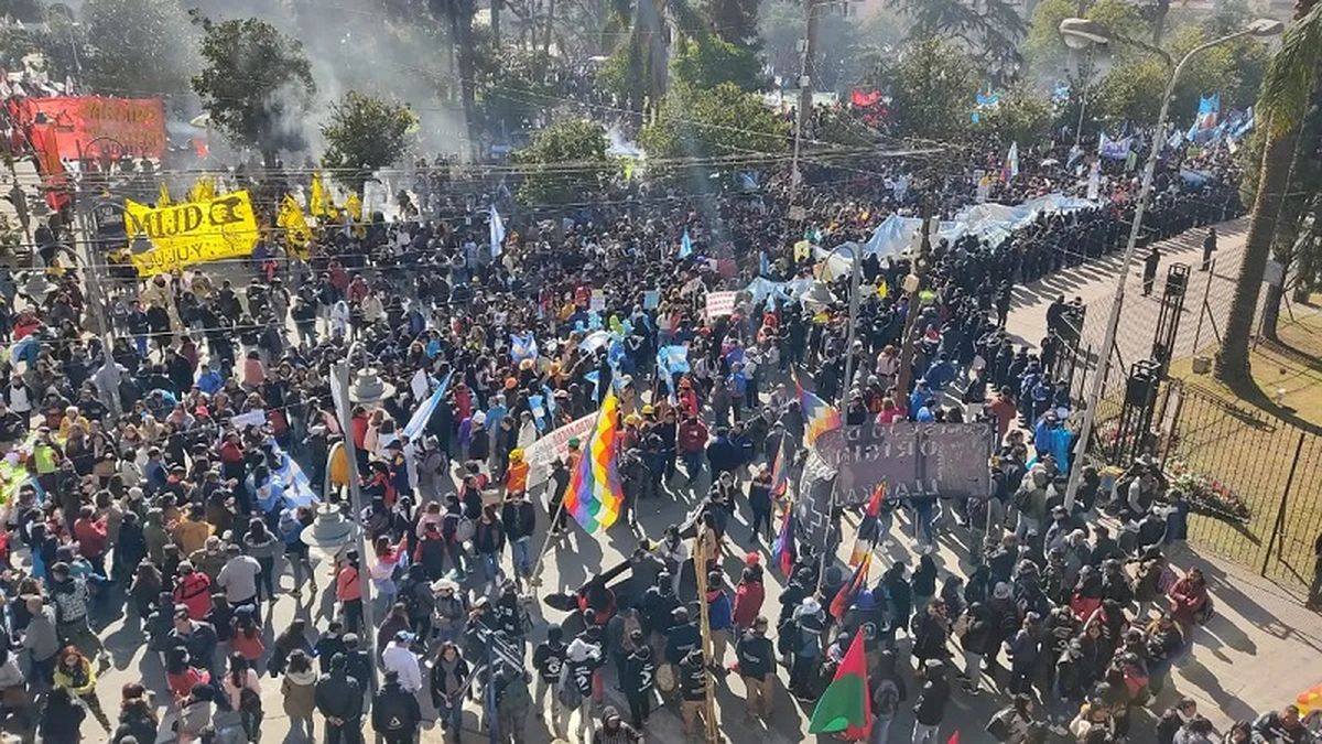 Tensi N En Jujuy Marchas En Buenos Aires Para Pedir Por La