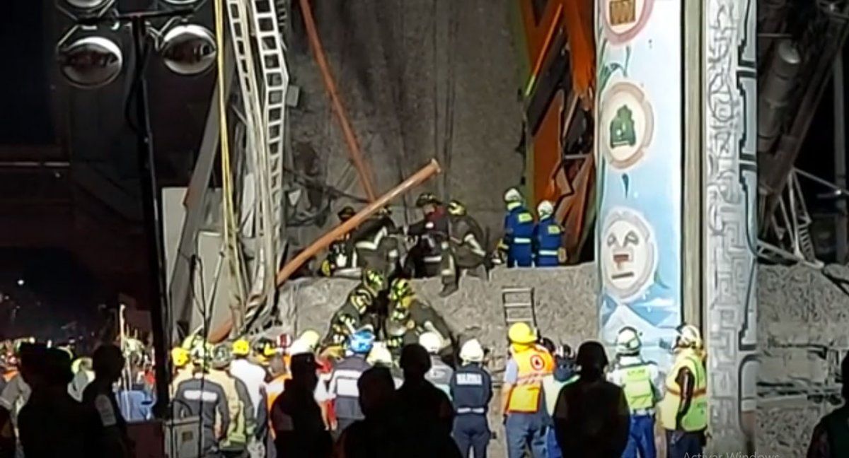 Tragedia en el metro de México 23 muertos tras la caída de un puente