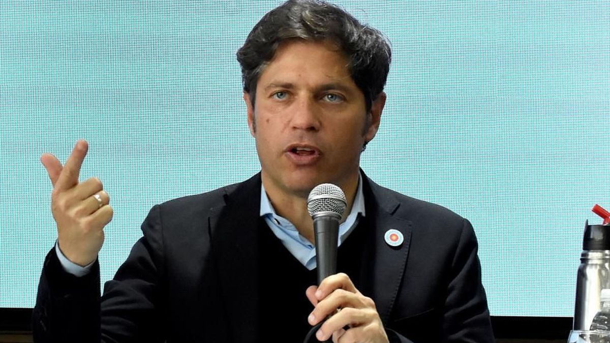 Axel Kicillof apuntó contra Milei lo comparó con un curandero y