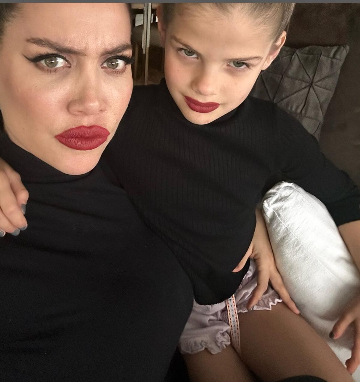 Las Fotos De Wanda Nara Y Su Hija Francesca Con El Impactante Parecido