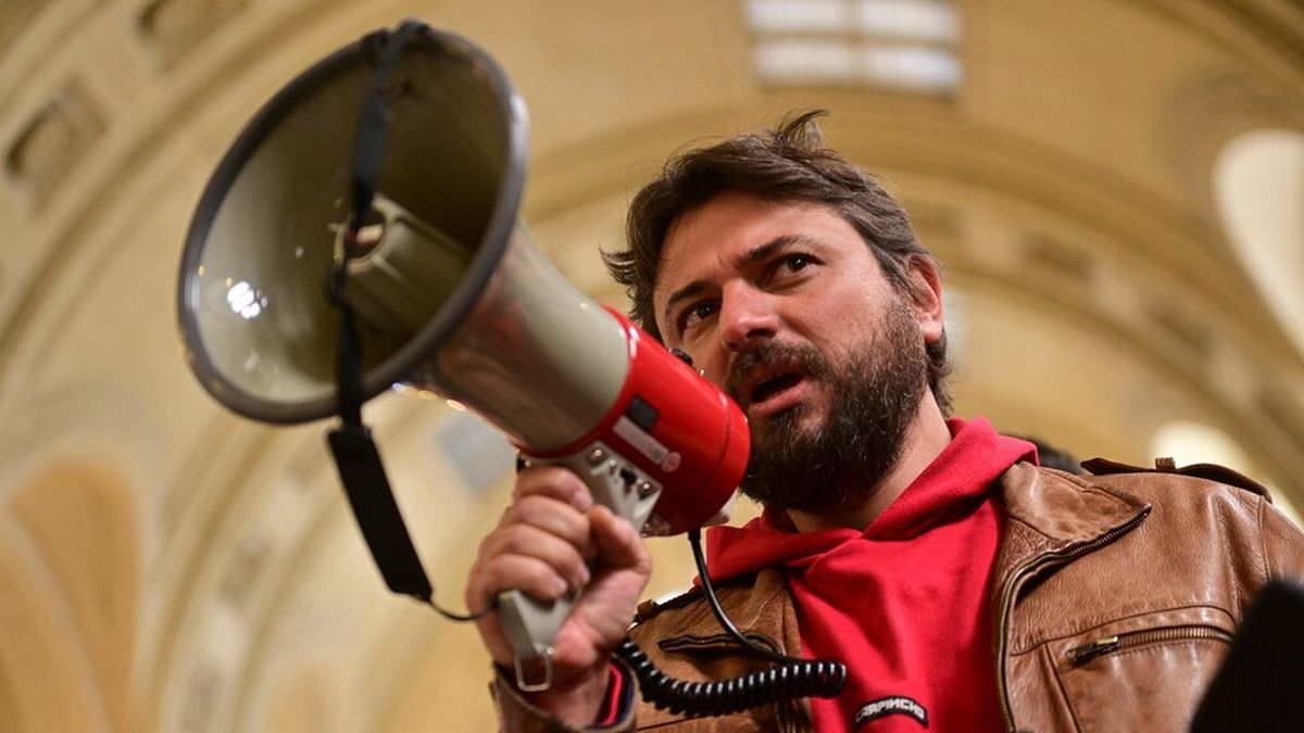 Juan Grabois bajó su precandidatura a presidente en respaldo a Wado De