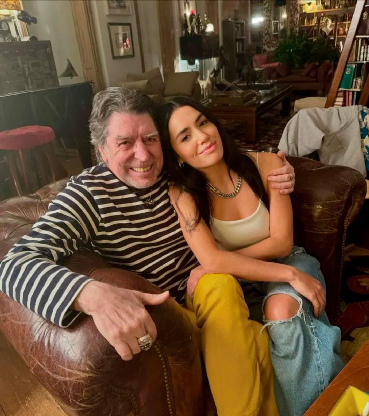 Lali Espósito no se pudo resistir y se sacó una foto con una estrella