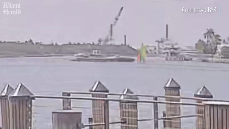 Un nuevo video mostró cómo la barcaza embistió al velero.