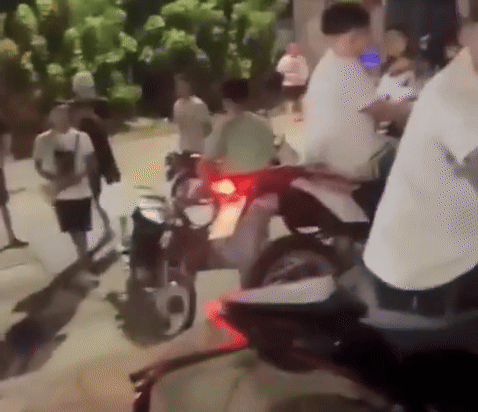 La despedida tumbera en el velatorio de un motochorro que murió en un tiroteo