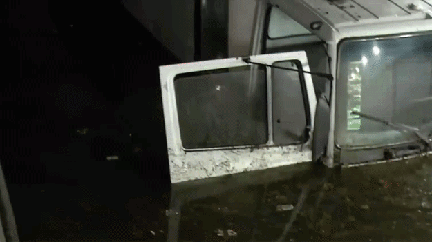 Temporal en el AMBA: las impactantes imágenes de las inundaciones, calles anegadas y destrozos