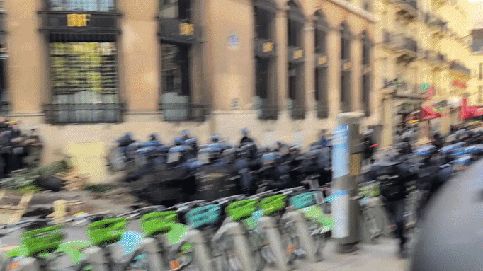 Francia no logra frenar las protestas estudiantiles: hubo enfrentamientos y convocaron a otra movilización