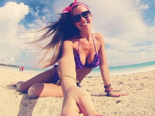 Cámara en mano, Danisa se hizo selfies en su viaje al Caribe.