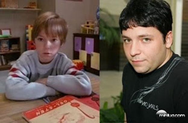 El muñeco diabólico 1986 Alex Vincent, se graduó en la Escuela Secundaria Hackensack, Nueva Jersey en 1999. En 2001 decidió dar otra oportunidad al mundo de la interpretación, pero después de algunas audiciones sin éxito, decidió dejarlo.