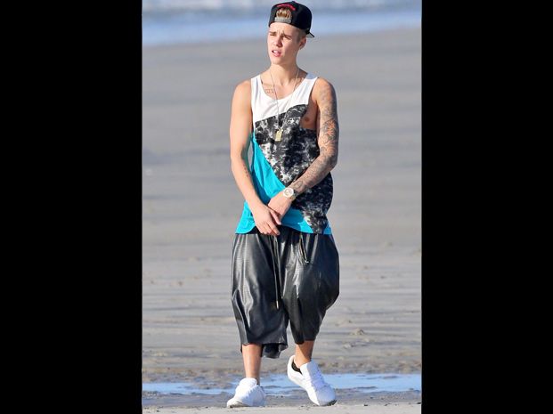 Look bien playero.