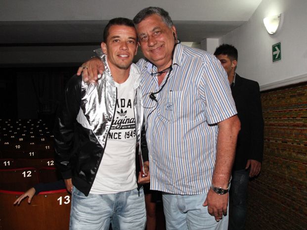 DAlessando con Omar Vitullo, uno de los productores