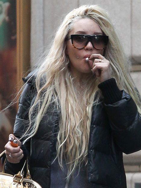 Amanda Bynes. La estrella de Nickelodeon tuvo varios episodios de violencia. Le diagnosticaron esquizofrenia y fue internada. Recibió el alta en octubre.