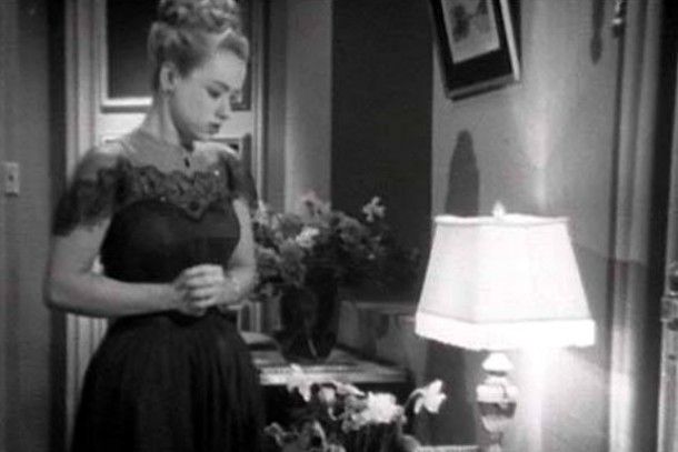 Olga Zubarry en El Angel desnudo de Carlos H. Chsristensen.