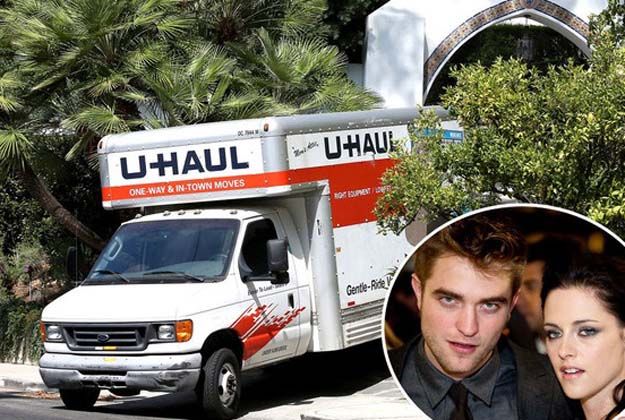 Las camionetas entrando a la casa de Los Ángeles.