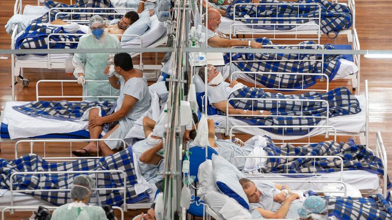 la pandemia avanza hacia el centro oeste y el sur de Brasil ( Foto: AFP)