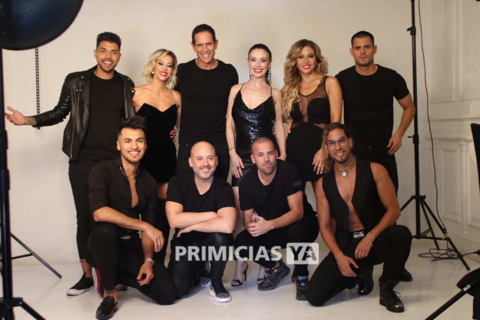 Carlos Paz: Las primeras fotos de Viviana Saccone con el elenco de Sex