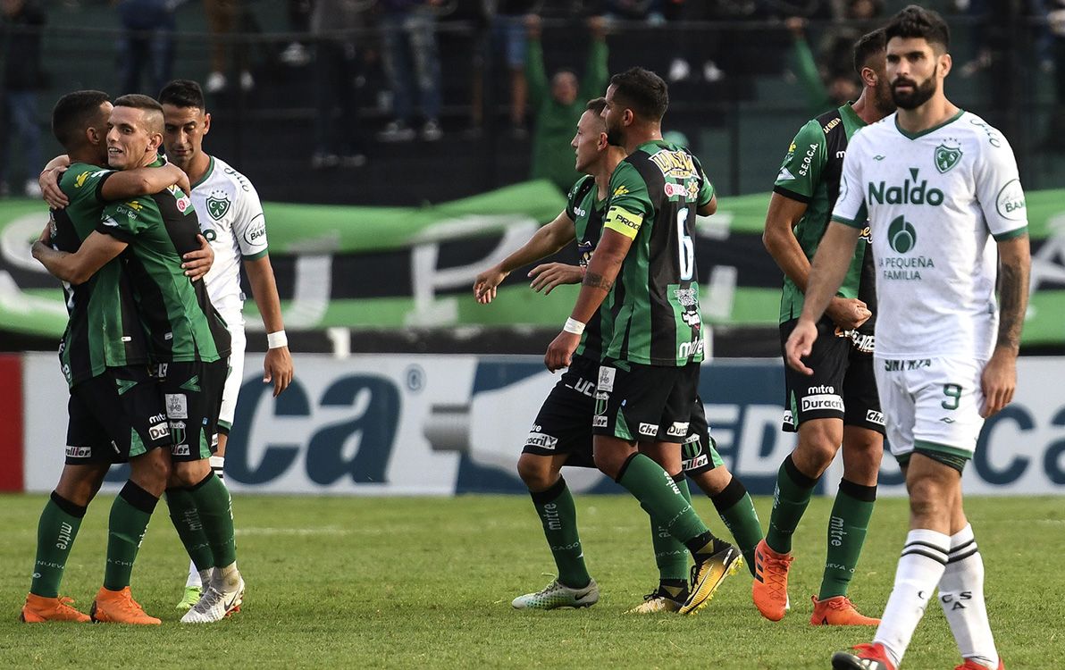 Buenos Aires, 15 de abril de 2019:Nueva Chicago, escolta de la B Nacional, derrotó a Sarmiento de Junín, uno de los punteros, por 1 a 0 como local, en el marco de la 24ta. y anteúltima fecha.Foto: Raúl Ferrari/Telam