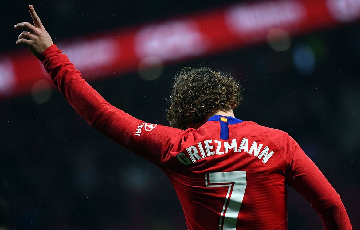 (FILES) In this file photo taken on April 24, 2019 Atletico Madrids French forward Antoine Griezmann celebrates scoring a goal during the Spanish league football match between Club Atletico de Madrid and Valencia CF at the Wanda Metropolitano stadium in Madrid. - French striker Antoine Griezmann has told Atletico Madrid he will leave them in the close season, the Spanish club said on Twitter on May 14, 2019. The 28-year-old Griezmann has a contract until 2023 with Atletico, but has a buy out clause of 120million euros ($134million) and has been the target of several approaches from La Liga rivals Barcelona. (Photo by GABRIEL BOUYS / AFP)