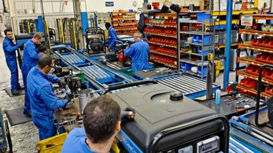 En septiembre, la producción de las pymes industriales cayó casi un 6%