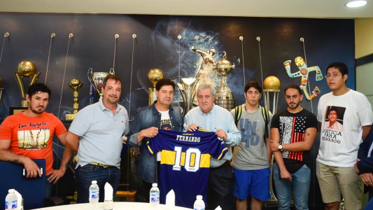 Ameal recibió al padre de Fernando Báez: Cumplió el sueño de su hijo de venir a La Bombonera