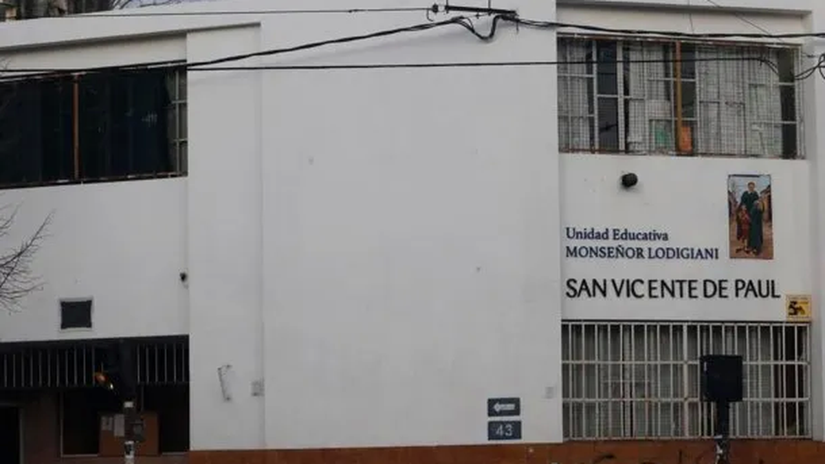 En el colegio de San Vicente de Paul quedaron en shock por la muerte de la adolescente