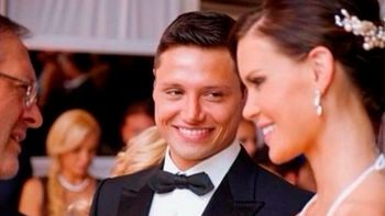 Natalie Weber y Mauro Zárate celebran 11 años de amor: Espalda con espalda