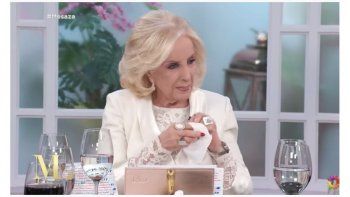 Mirtha Legrand puso en duda su continuidad y se emocionó al aire: “No es tan fácil”