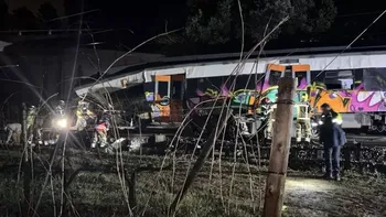 Dos nuevos accidentes de trenes en España dejaron varios heridos y la muerte de un maquinista