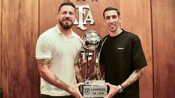 La palabra de Di María tras su primer título con Rosario Central: Estoy...