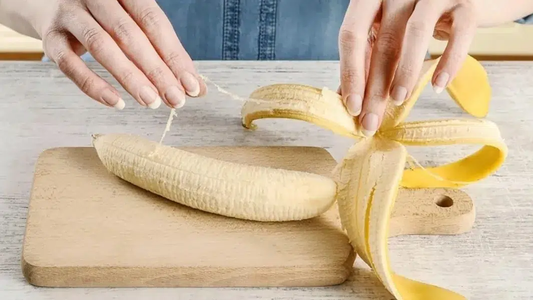 Por qué no hay que sacar los hilitos de la banana y conviene comerlos