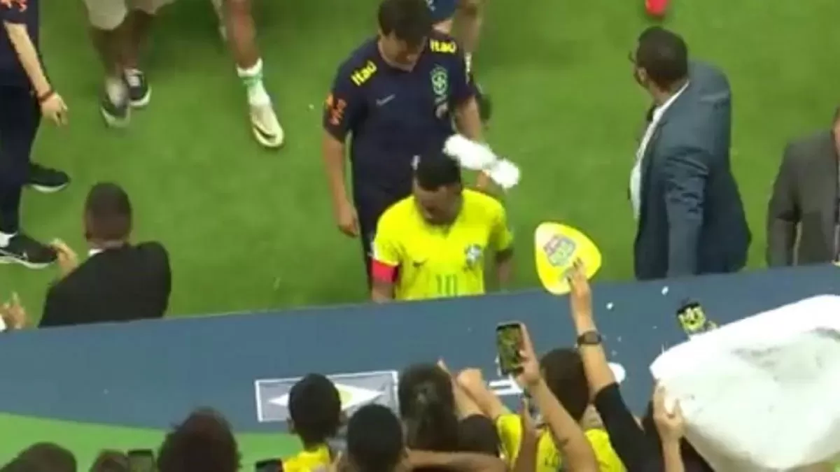 Neymar fue agredido tras el empate de Brasil ante Venezuela (Foto: captura TNT Sports).