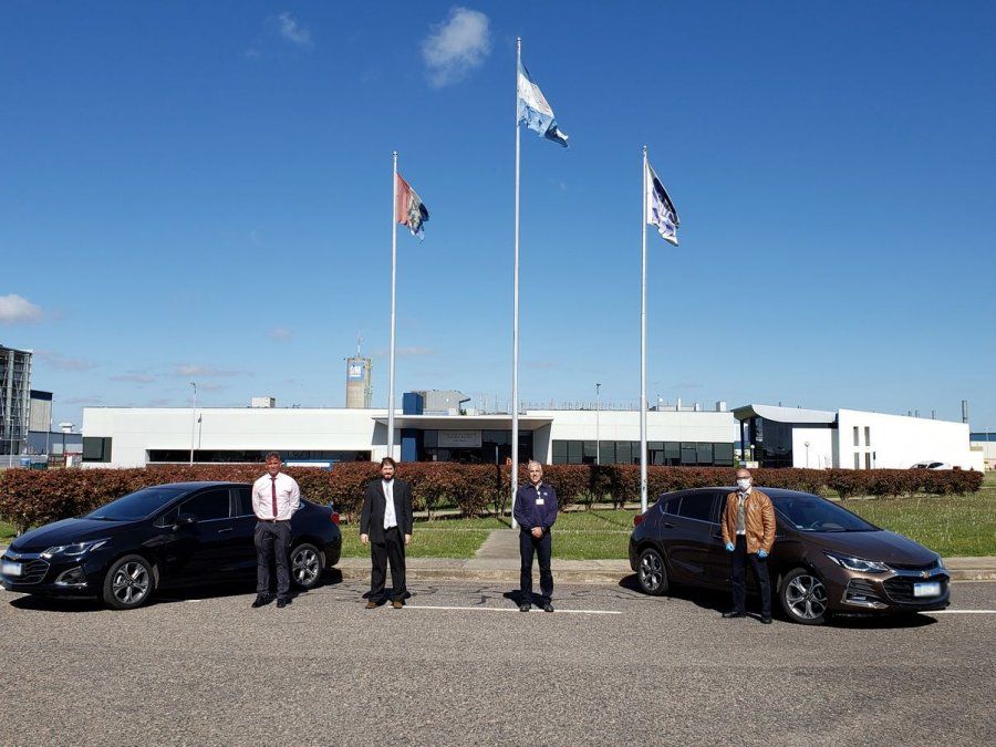 General Motors entrega vehículos al Gobierno de Santa Fe durante la emergencia sanitaria
