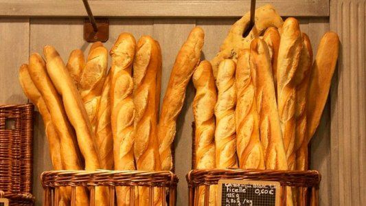 Por el desabastecimiento de harina advierten sobre el precio del pan: subiría un 20% en los próximos días