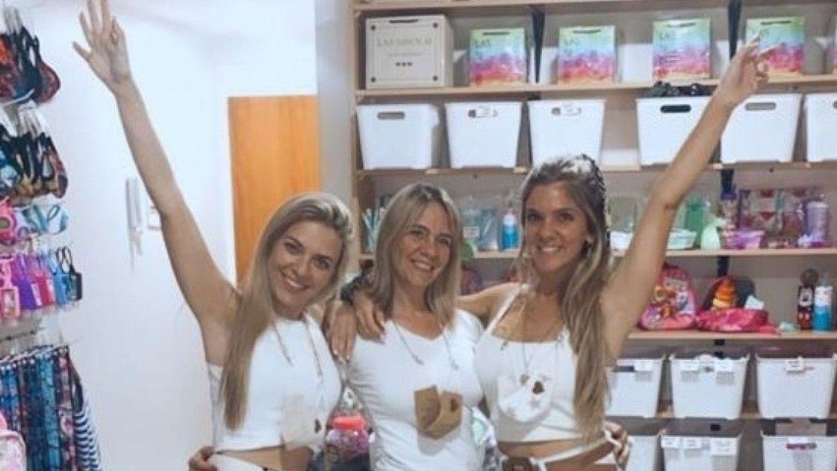 Las tres hermanas fundadora de Las Siben H.
