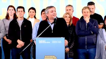 Máximo Kirchner le pidió a la CGT que apoye una suma fija para los trabajadores: Necesitan una mano ya
