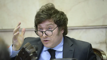 Javier Milei insiste con su propuesta de dolarización y da nuevos detalles: Es devolverle los dólares a los argentinos de bien. (Télam) Javier Milei insiste con su propuesta de dolarización y da nuevos detalles: Es devolverle los dólares a los argentinos de bien. (Télam)