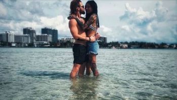 El viaje de Candelaria Tinelli y su novio: Te amo bebé