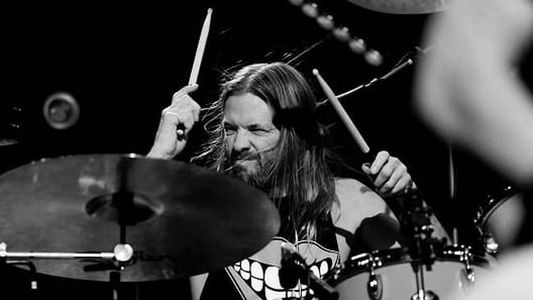 Para ser baterista hay que ser atleta: el motivador consejo de Taylor Hawkins para los jóvenes músicos