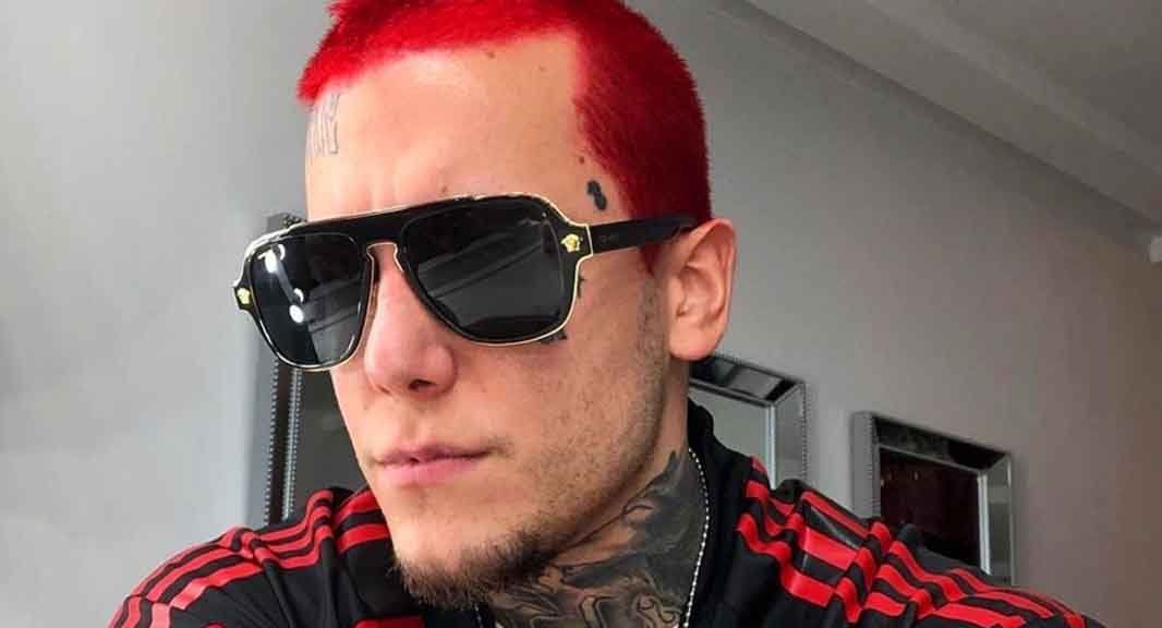 Alex Caniggia se tiñó el pelo y aprovechó para dejarle un mensaje su papá y a la futura esposa