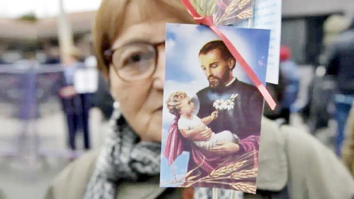 Fiesta grande en honor de San Cayetano en el santuario de Liniers. 