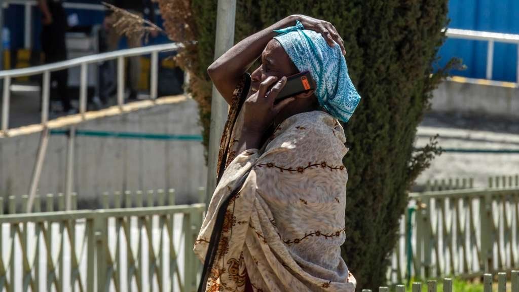 Las imágenes de la tragedia aérea en Etiopía: un avión se estrelló con 157 personas a bordo
