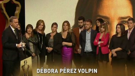 Débora Pérez Volpin fue homenajeada en los Premios Fund TV