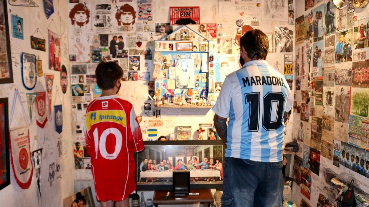 que año se caso maradona