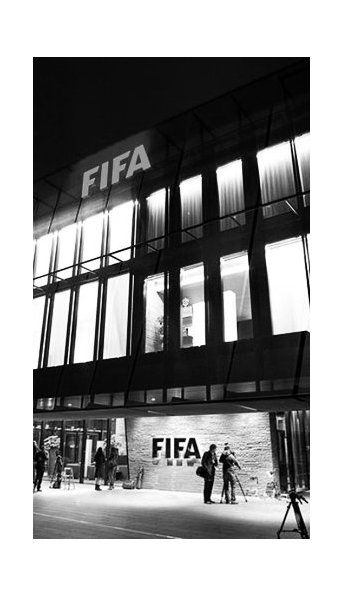 Por la pandemia, FIFA recomienda a los clubes extenderle los contratos a los jugadores