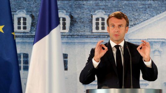 Macron cambia su primer ministro tras la derrota en elecciones municipales y en busca de la reconstrucción por la crisis del coronavirus