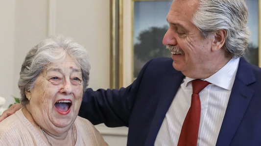 El Gobierno decretó tres días de duelo nacional por la muerte de Hebe de Bonafini