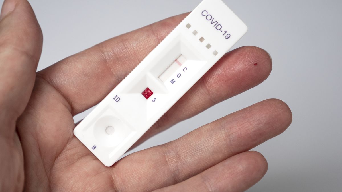 Córdoba quiere implementar un autotest de coronavirus