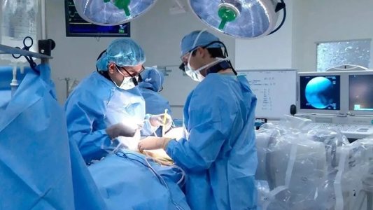 Levantan el paro de médicos cardiólogos y vuelven a realizar stents y angioplastías