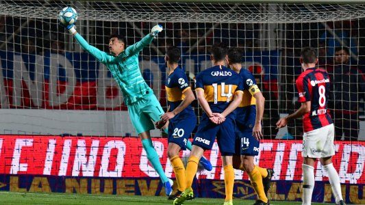 Las manos de Andrada y la solidez defensiva: las razones para que Boca rompa un récord con su valla invicta