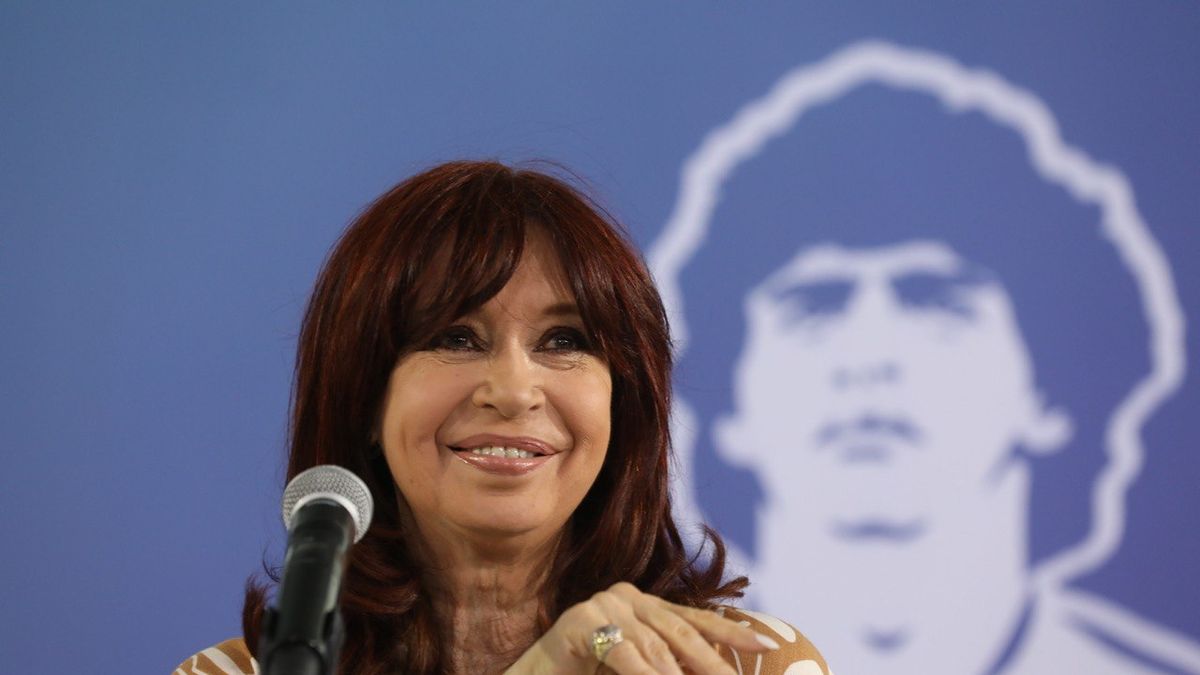 Cristina Kirchner: Los fondos buitres obtienen sentencias de tribunales extranjeros que no se ajustan a derecho. (Archivo)