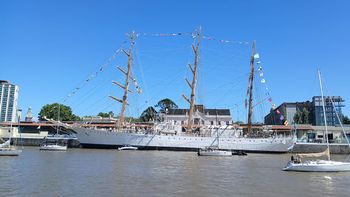 Regresó la Fragata Libertad: la travesía completa del buque escuela y el reencuentro con sus familias